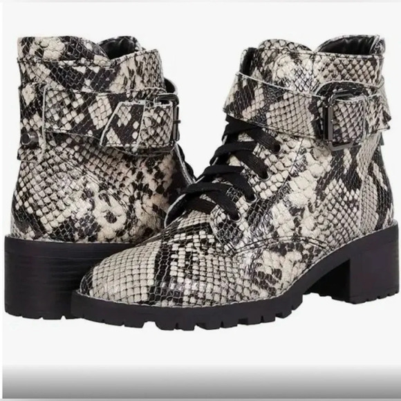 BCBGeneration Nubi Lug Sole Combat Bootie 7.5/38 Snake print